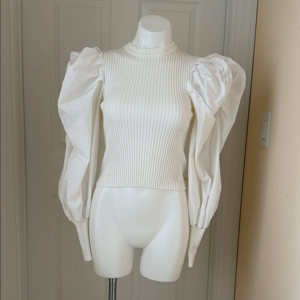 Zara White Ribbed Puff Sleeve Blouse